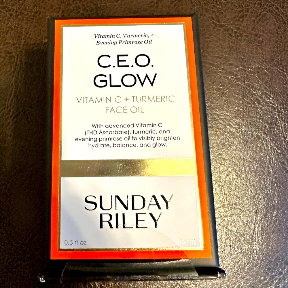 BNiBSunday Riley CEO Glow Vitamin C + Turmeric Face Oil 15 ml .5 fl oz